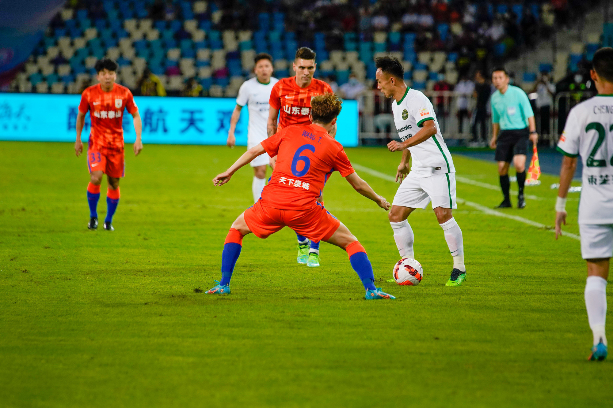 LPL春季赛第五周最数据：Qingtian成为单杀王！GALA KDA高达17