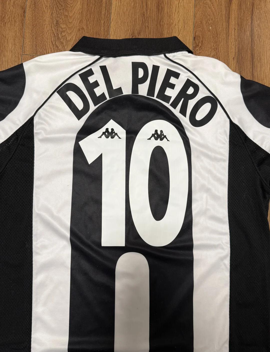 每体：阿莫林决定铁腕改革曼联，并已经采取了一系列措施