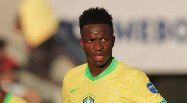 葡足协主席：我今天和C罗聊过，很清楚他有多渴望出现在场上