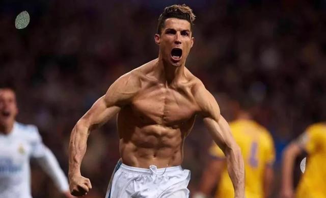 尤文官方：鲁加尼右腿比目鱼肌轻度损伤；据悉至少缺阵20天