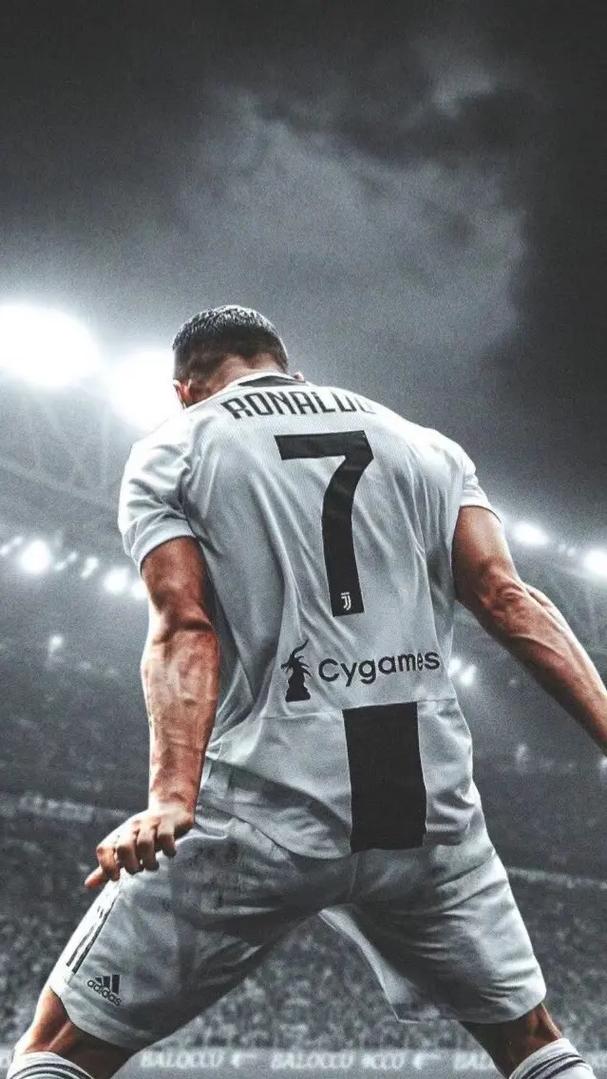 斯基拉：切尔西中场乌戈舒库加盟伯恩利的转会费为2300万镑